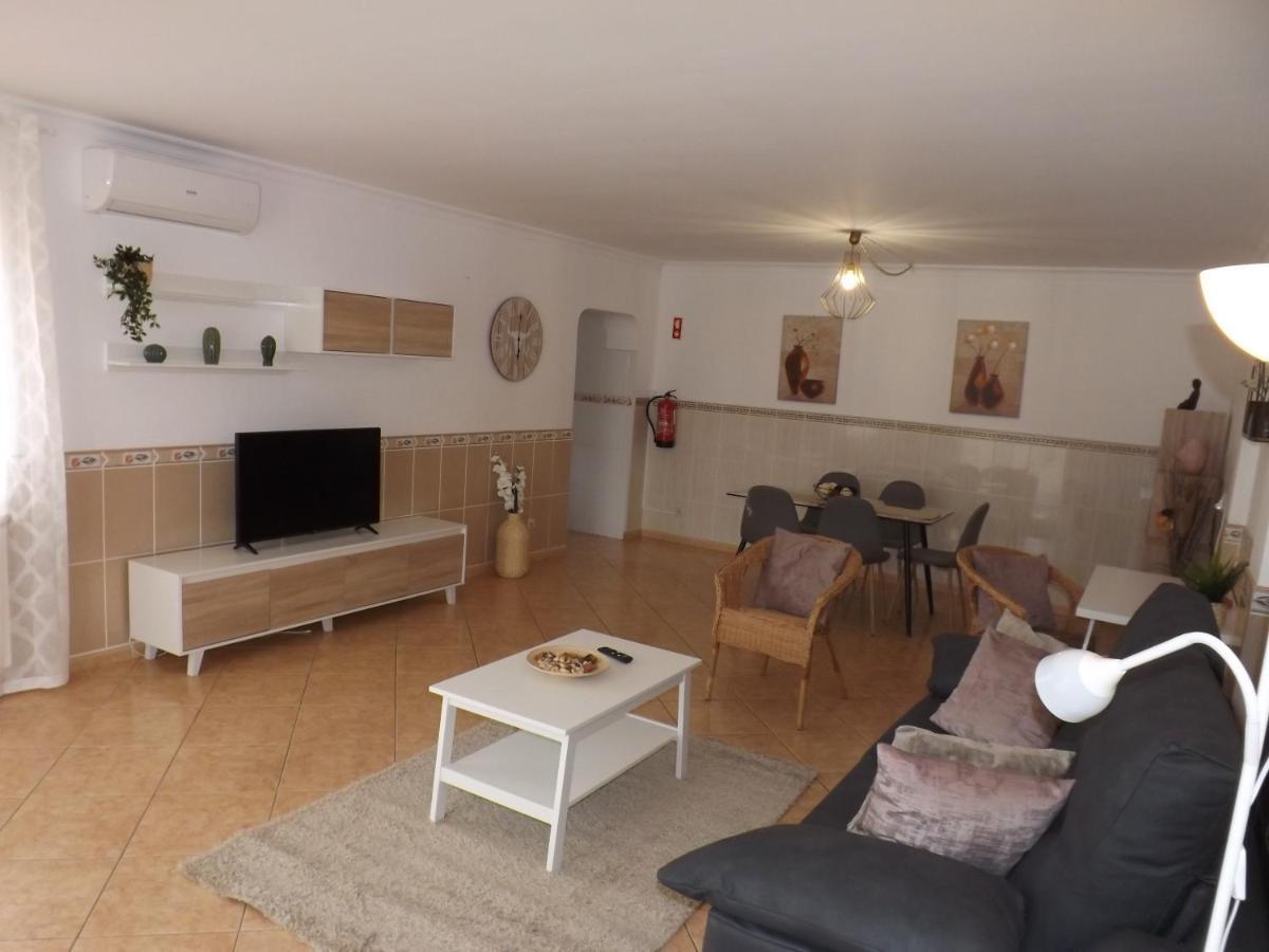 Appartamento Apartamento Mariamar Olhos de Agua  Esterno foto